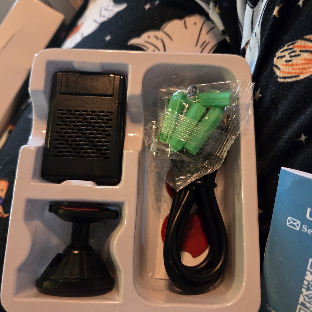 Mini Security Camera with Rechargeable Battery - Picture 3 of 5